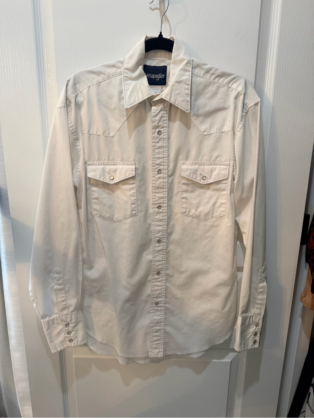 Wrangler Men’s Cream Western Snap-Front Shirt
